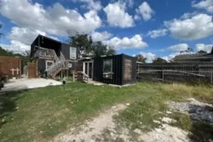 609 Firnat St, Houston, TX 77022 - Photo 3