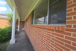 1824 Magnolia St, Liberty, TX 77575 - Photo 1