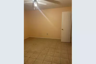 10751 Corona Lane, Houston, TX 77072 - Photo 17