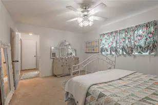 220 Elmwood St, Huntsville, TX 77320 - Photo 21