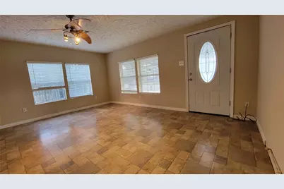 4415 McKinney Street, Houston, TX 77023 - Photo 3