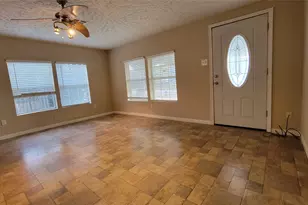 4415 McKinney St, Houston, TX 77023 - Photo 3