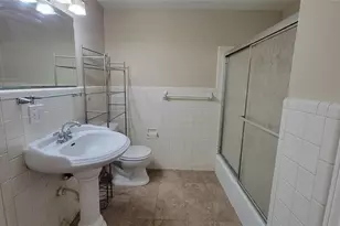 4415 McKinney St, Houston, TX 77023 - Photo 13