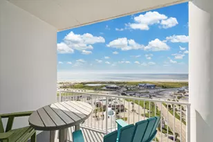 500 Seawall Blvd, Galveston, TX 77550 - Photo 11