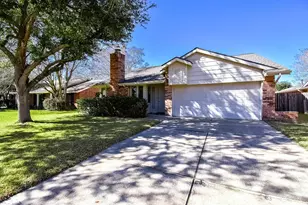 3414 Spring Arbor Ln, Sugar Land, TX 77479 - Photo 3