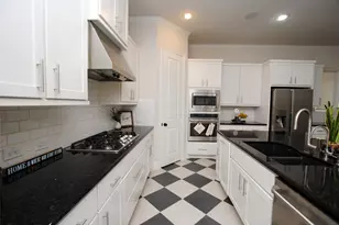 2032 Arrowood Glen Dr, Houston, TX 77077 - Photo 15