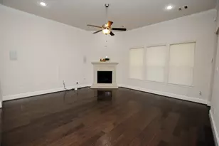 2032 Arrowood Glen Dr, Houston, TX 77077 - Photo 23