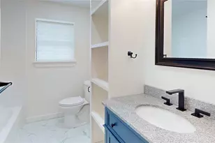 304 Graceland St, Houston, TX 77009 - Photo 13