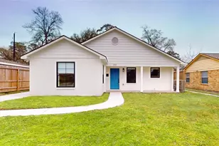 304 Graceland St, Houston, TX 77009 - Photo 1