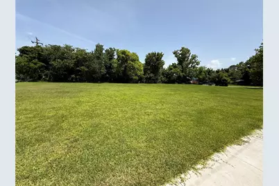 414 W Main Street, Baytown, TX 77520 - Photo 15