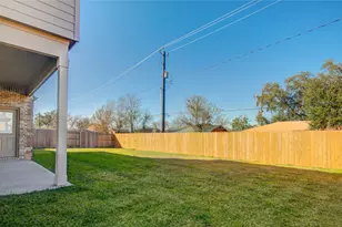 416 Magnolia St, Richwood, TX 77566 - Photo 35