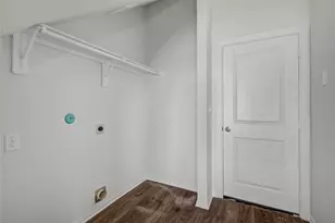 416 Magnolia St, Richwood, TX 77566 - Photo 21