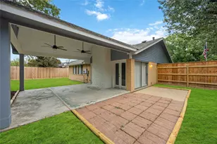 7906 El Capitan Dr, Houston, TX 77083 - Photo 21