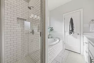 1702 Twin Oaks Cir, Brenham, TX 77833 - Photo 11