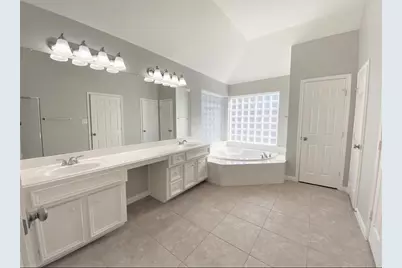 1510 Flanders Field Lane, Sugar Land, TX 77498 - Photo 11
