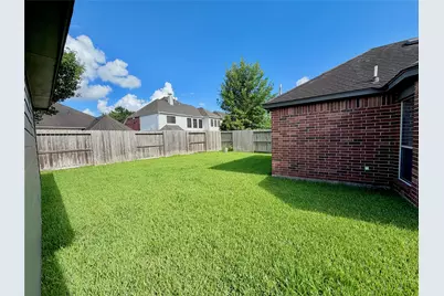 1510 Flanders Field Lane, Sugar Land, TX 77498 - Photo 17