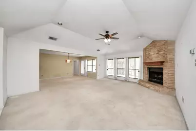 5415 Raintree Drive, Missouri City, TX 77459 - Photo 15