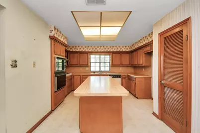 5415 Raintree Drive, Missouri City, TX 77459 - Photo 19