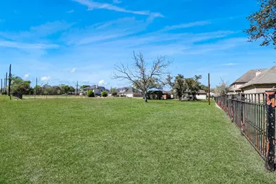 5415 Raintree Drive, Missouri City, TX 77459 - Photo 45