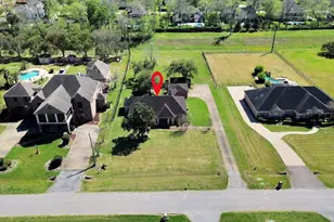 5415 Raintree Dr, Missouri City, TX 77459 - Photo 3