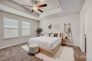 5345 Basquiat Dr, Houston, TX 77048 - Photo 9