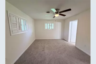 807 W Murrill Street, Baytown, TX 77520 - Photo 21
