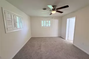 807 W Murrill St, Baytown, TX 77520 - Photo 21