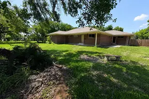 807 W Murrill St, Baytown, TX 77520 - Photo 3