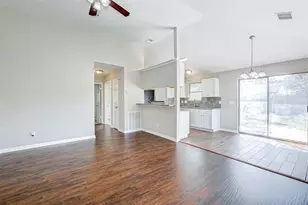 16938 Enchanted Cir E, Sugar Land, TX 77498 - Photo 7