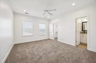 5402 Jonathan Ln, Houston, TX 77011 - Photo 15