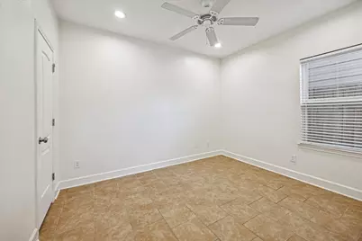 5402 Jonathan Lane, Houston, TX 77011 - Photo 21