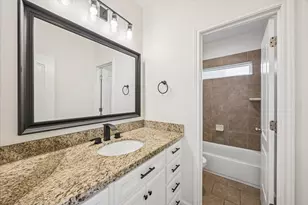 5402 Jonathan Ln, Houston, TX 77011 - Photo 23