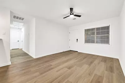 3129 Airport Boulevard, Houston, TX 77051 - Photo 7