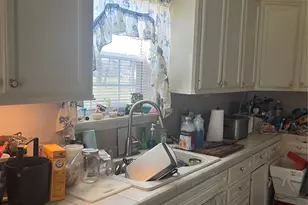 320 Commerce Ln, Highlands, TX 77562 - Photo 7