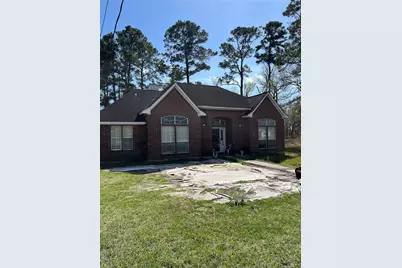 320 Commerce Lane, Highlands, TX 77562 - Photo 1