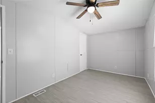 184 Lions Cir, Onalaska, TX 77360 - Photo 19