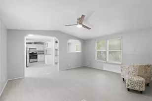 184 Lions Cir, Onalaska, TX 77360 - Photo 5