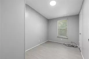 184 Lions Cir, Onalaska, TX 77360 - Photo 17