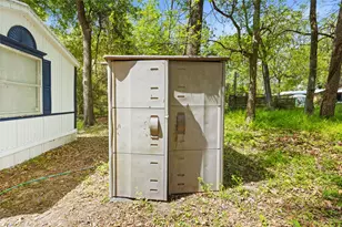 184 Lions Cir, Onalaska, TX 77360 - Photo 23