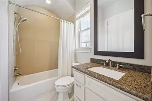 2048 Fannin Station S, Houston, TX 77045 - Photo 27