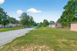 1728 County Rd 340, Cleveland, TX 77365 - Photo 3