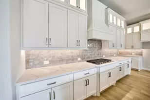 9910 Deep Water Dr, Missouri City, TX 77459 - Photo 11