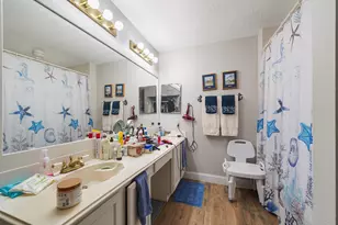 8010 Pinyon Creek Ct, Houston, TX 77095 - Photo 17