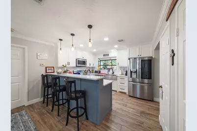 8010 Pinyon Creek Court, Houston, TX 77095 - Photo 9