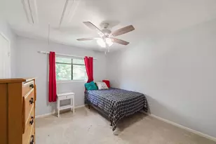 8010 Pinyon Creek Ct, Houston, TX 77095 - Photo 23