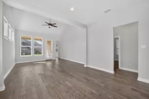 24638 Carleton Lake Ln, Tomball, TX 77375 - Photo 5