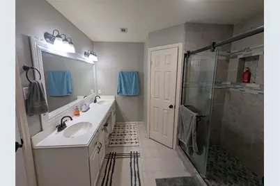 1035 N Colbert Street, Dayton, TX 77535 - Photo 9