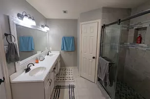 1035 N Colbert St, Dayton, TX 77535 - Photo 9