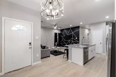 4661 Clover Street #B, Houston, TX 77051 - Photo 3