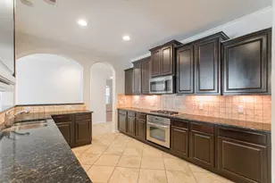 7 E Deer River Circle, The Woodlands, TX 77389 - Photo 15